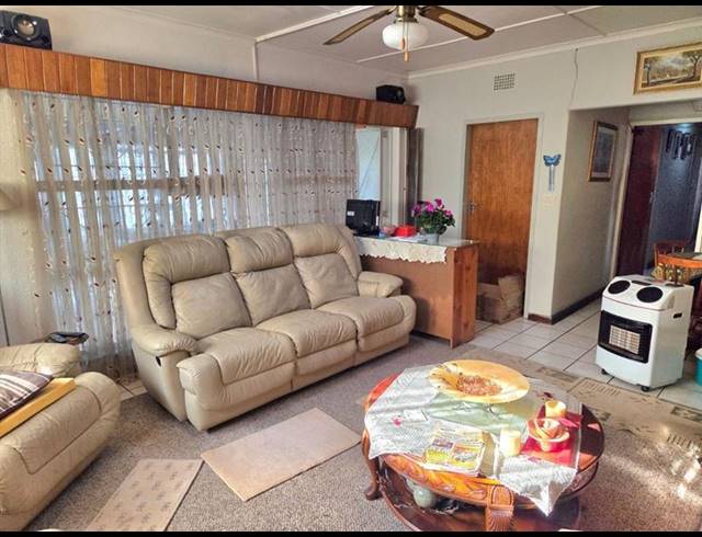 0 BEDROOM HOUSE FOR SALE IN WOODMERE